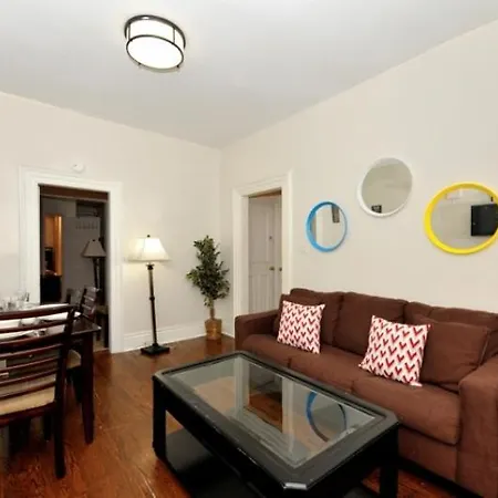 Places4stay Midtown East Comfort Apartment *