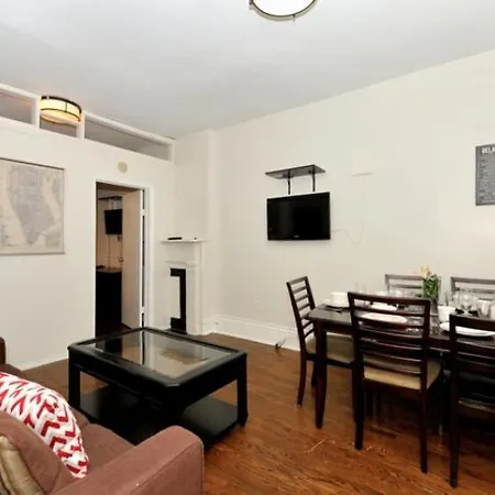 Places4stay Midtown East Comfort Apartment