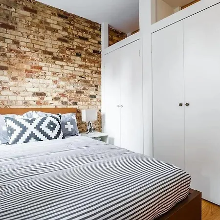Apartment Central, Hip Nolita 1br Flat! New York