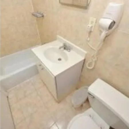 Beautiful Upper East Studio Near Central Park Apartment