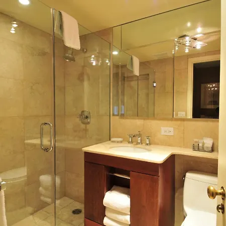 Manhattan Residence.24 *