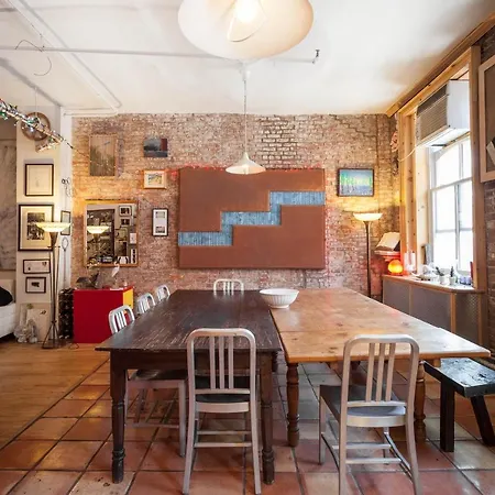 Apartment Library Loft By Onefinestay *