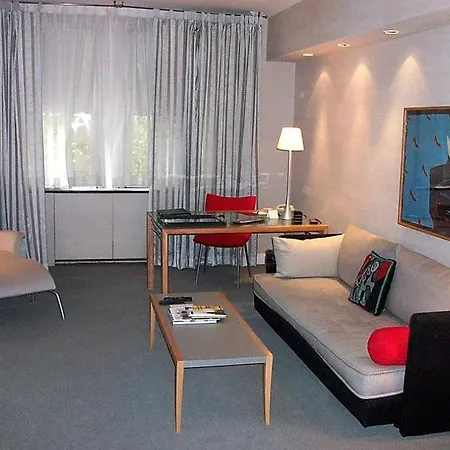 Sleeps 4 Air Con Wifi T057563 *