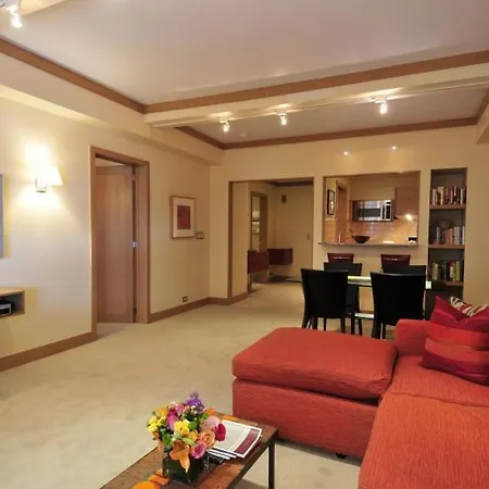 Sleeps 4 Air Con Wifi T057563 Apartment New York