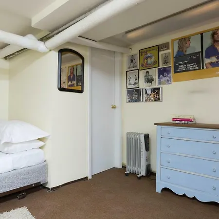 Apartment Elmwood Place By Onefinestay