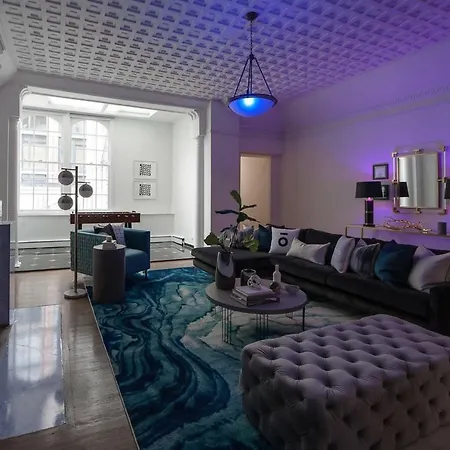 Apartment Sophisticated 4br/2.5ba Nyc Midtown Apt *