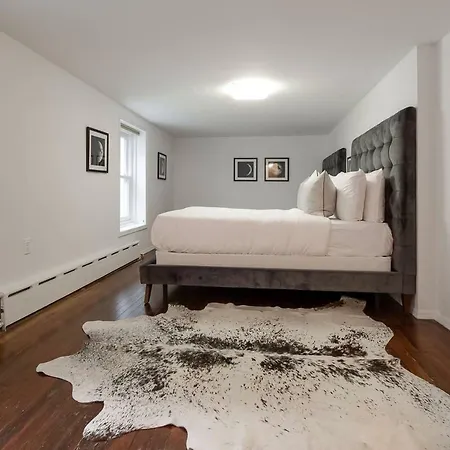 Sophisticated 4br/2.5ba Nyc Midtown Apt New York