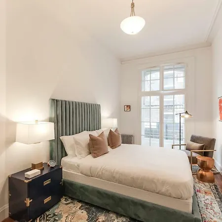 Sophisticated 4br/2.5ba Nyc Midtown Apt Apartment *