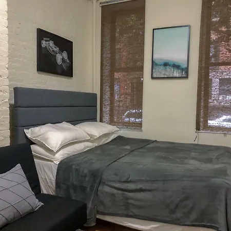 Cozy Downtown Apartment New York