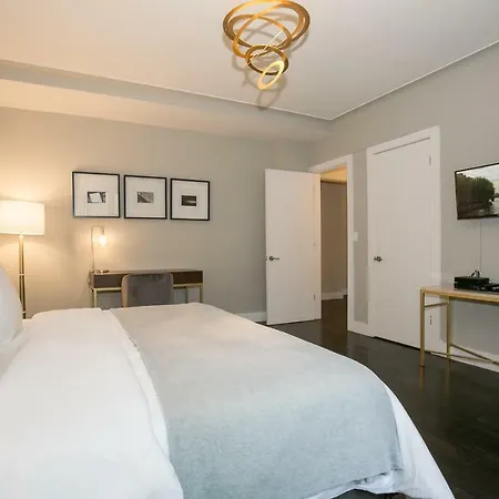 Prime Fifth Avenue Ultra Luxurious Large 3 Bedroom - Gym /doorman/elevator A *