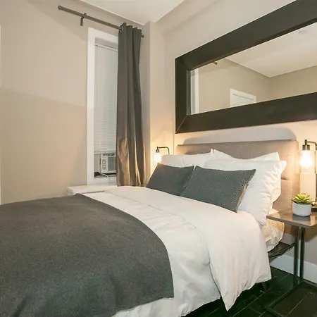 Prime Fifth Avenue Ultra Luxurious Large 3 Bedroom - Gym /doorman/elevator A * New York