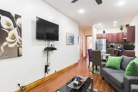 Cozy Escape In Bedstuy