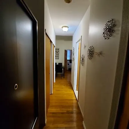 Midtown East Spacious Apartment New York