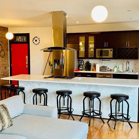 Luxurious 3, With Roof Deck, And Manhattan Views Apartment