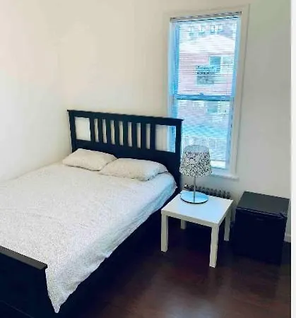 Nice Private In 3bdr. Brooklyn. R1 Homestay New York
