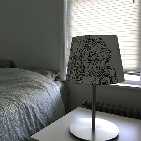 Nice Private In 3bdr. Brooklyn. R1