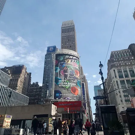 East Side - Free Street Parking & Wifi * New York