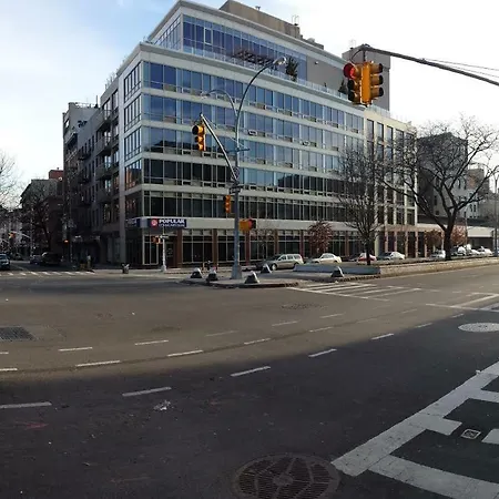 East Side - Free Street Parking & Wifi * New York