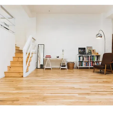 Amazing Big Bright Loft, Newly Renovated In Brooklyn Apartment *