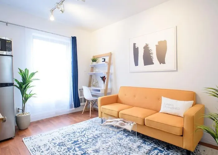 69-5D Winter Getaway Stylish Lower East Side 1Br Apt