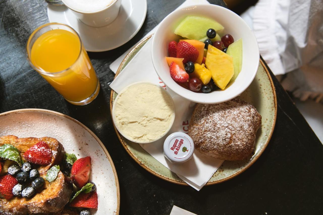 Gild Hall, A Thompson Hotel, By Hyatt