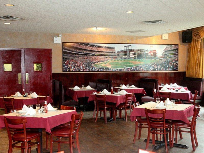 The Laguardia Hotel 3*