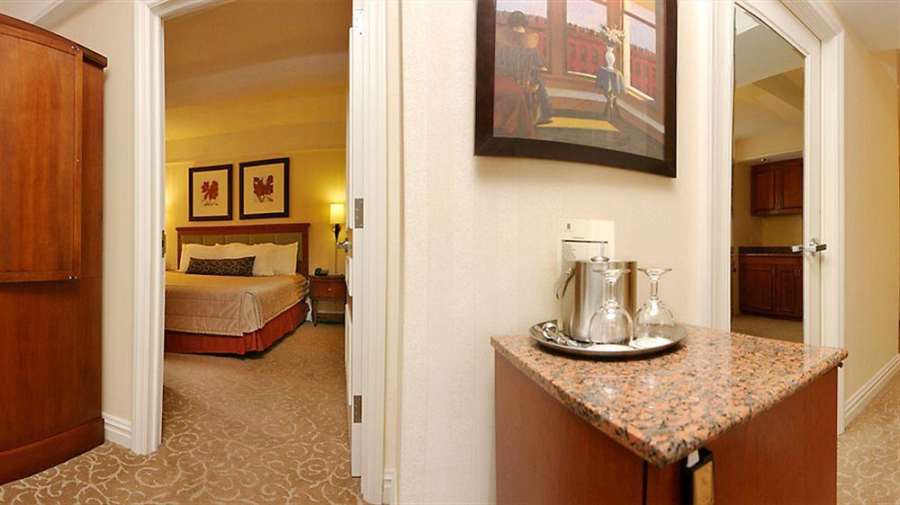San Carlos Hotel New York
