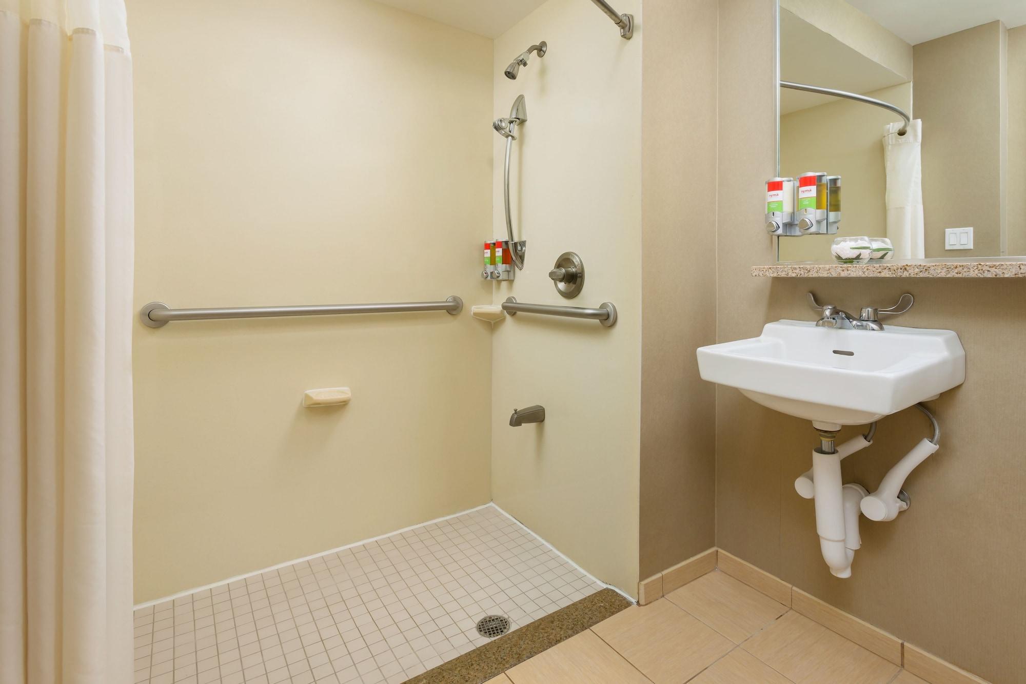 Nyma, The Manhattan Hotel 4*