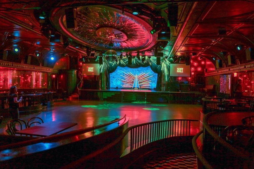 Paramount Times Square - A Generator Hotel