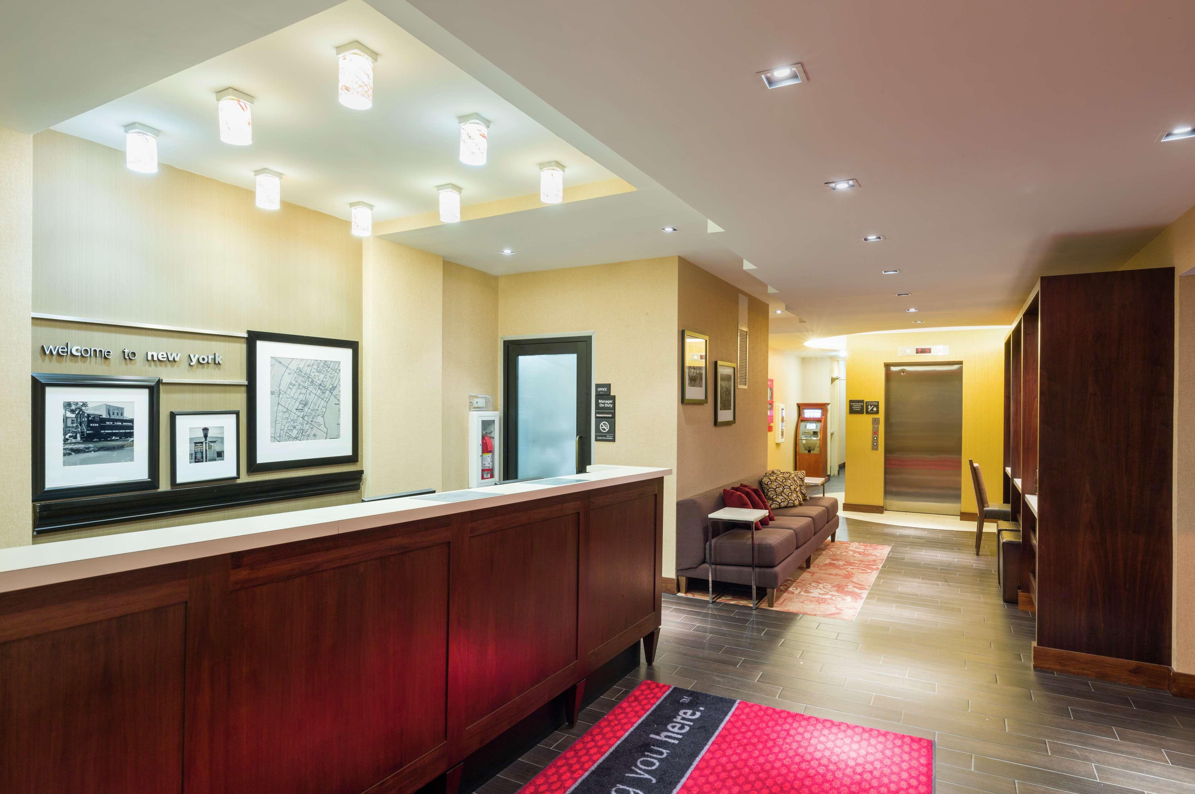 Hampton By Hilton Seaport 2* New York