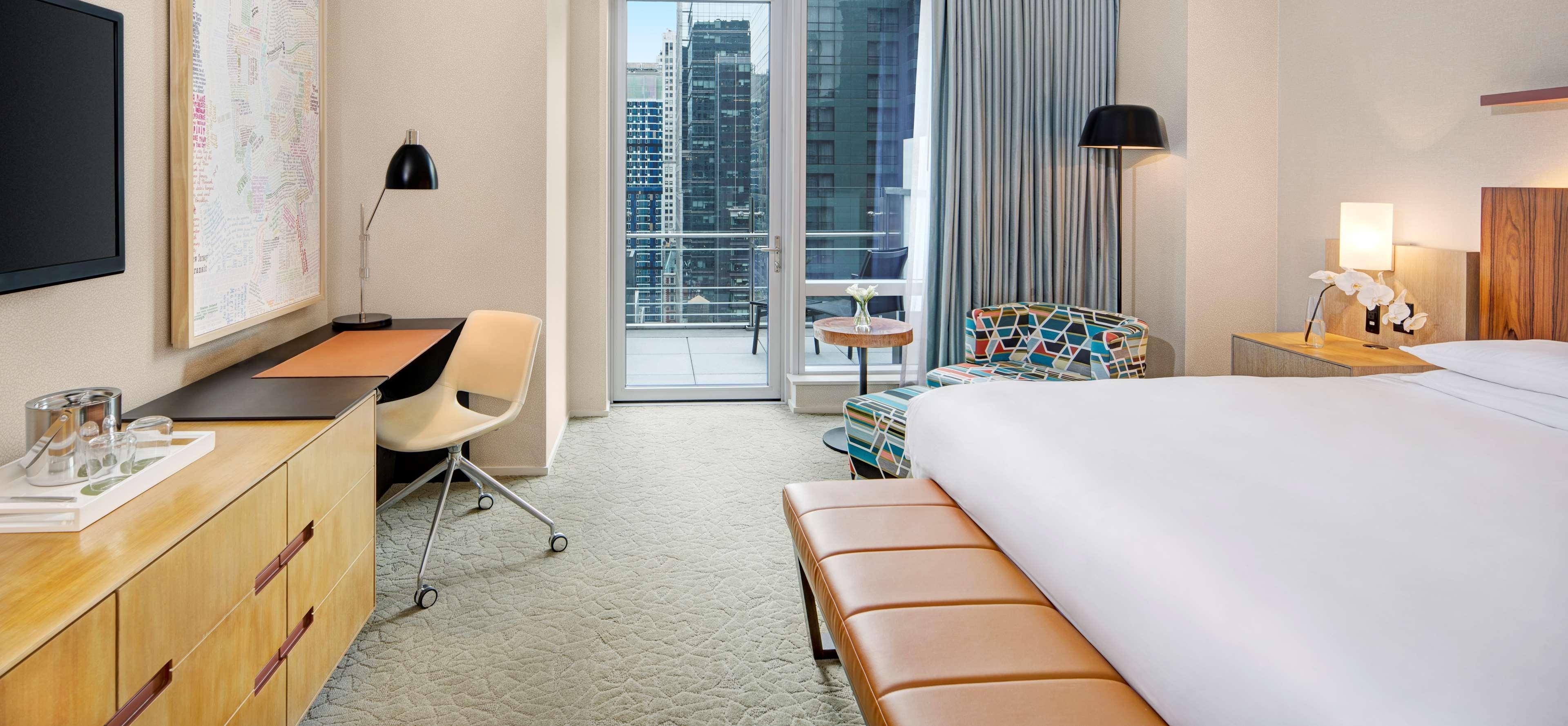 Hotel Express - Times Square South By Ihg New York