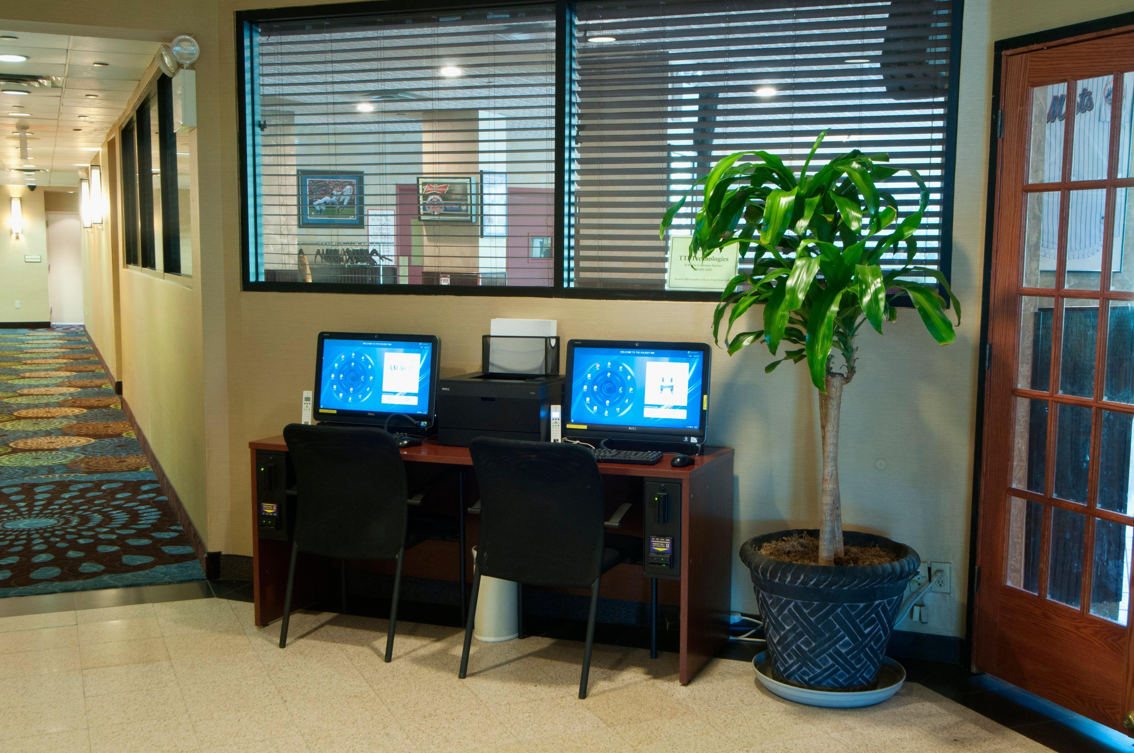 Hotel The Laguardia New York