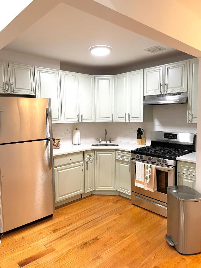 Modern With Parking & Quick Ride To Manhattan Appartement *