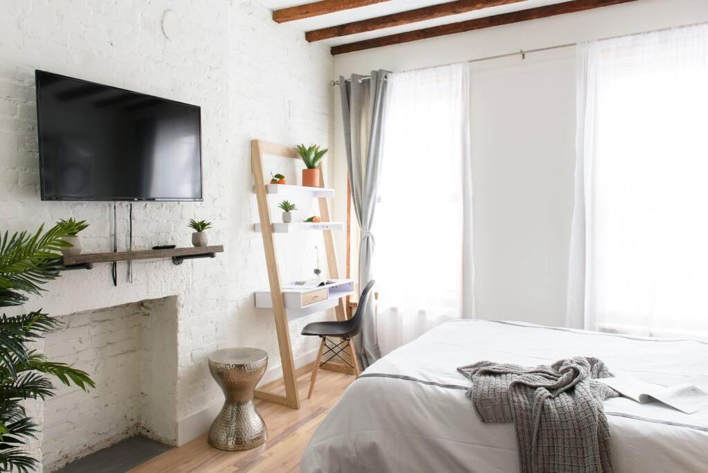 24-14 Renovated Prime Gramercy W D Apartment New York