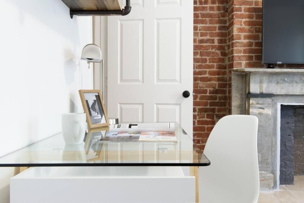 454-3w Prime Location 2br Newly Furnished Sleeps 5 Apartment New York