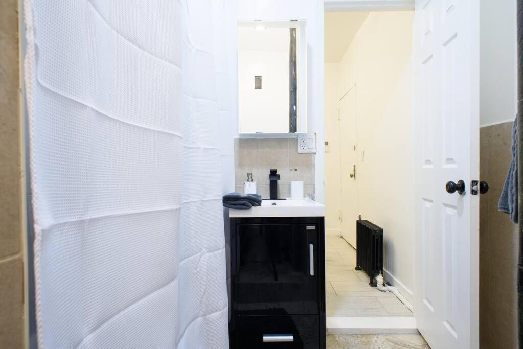 454-3w Prime Location 2br Newly Furnished Sleeps 5