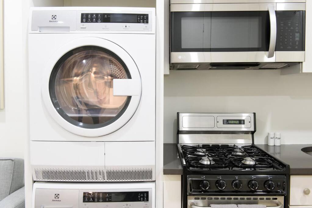 75-2b Prime Upper East Brand New 1br W D Elev * New York