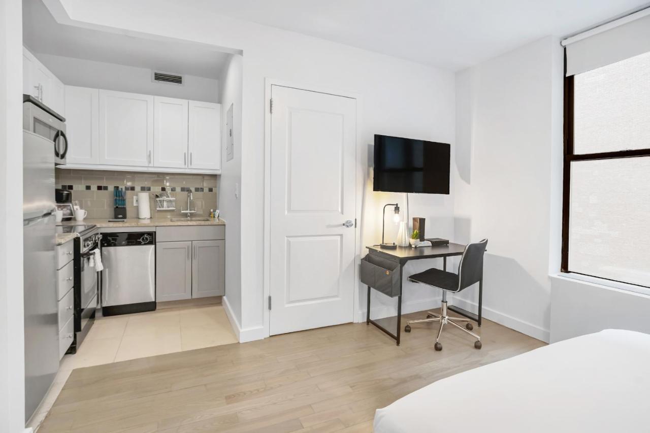 National At 888 Sixth Avenue - Furnished Appartement