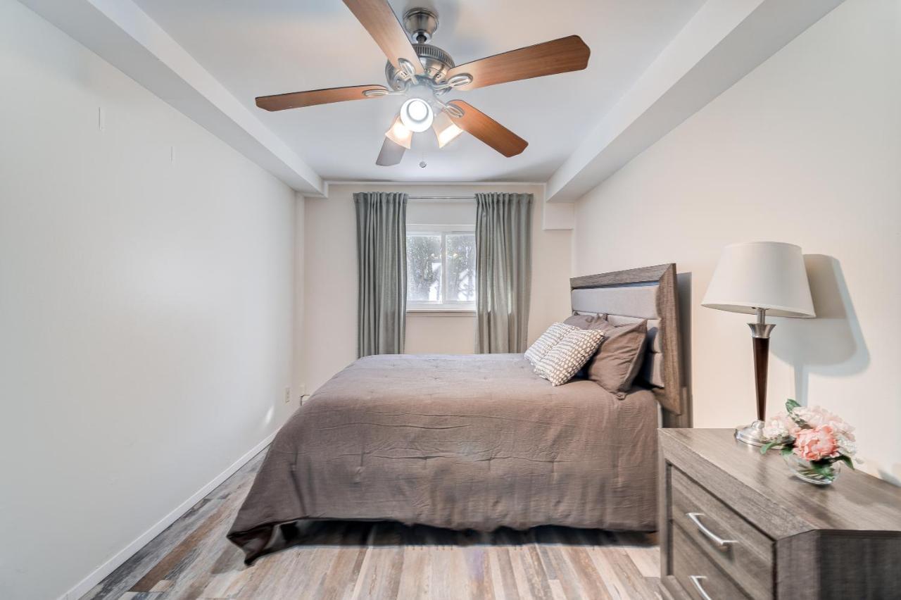 Wonderful Getaway In Canarsie Brooklyn With Parking *