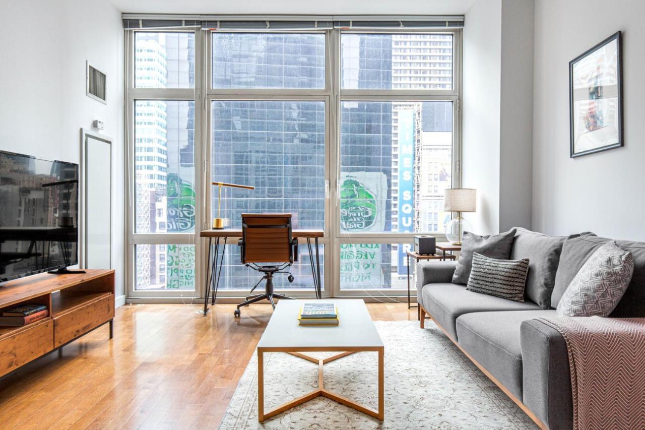 Midtown 1br W Doorman Gym Nr Theater District Nyc-595 * New York