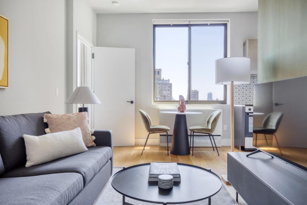 E Village 1br W Wd On Prime Corner Nyc-858 Apartment *