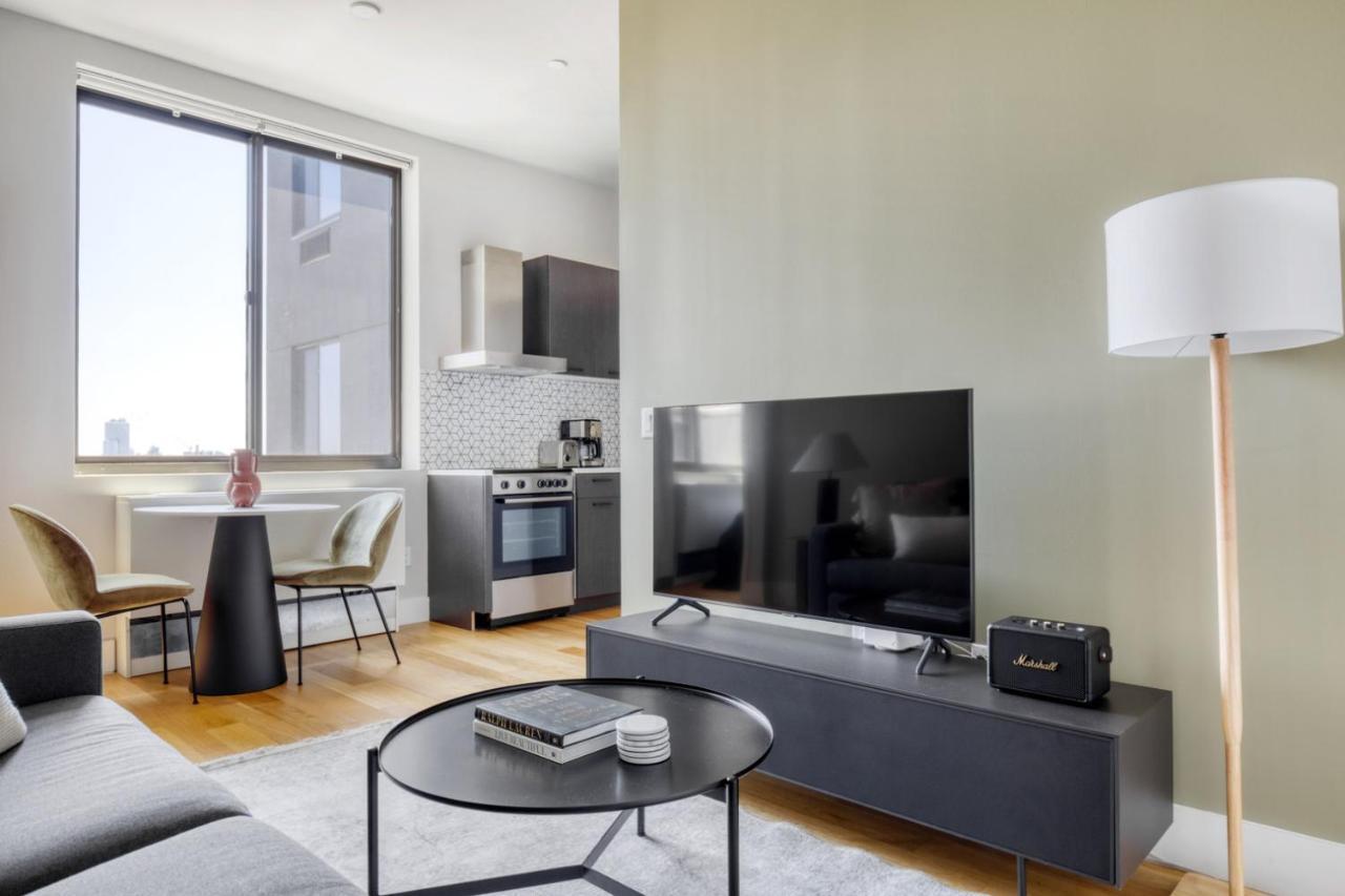 E Village 1br W Wd On Prime Corner Nyc-858 New York