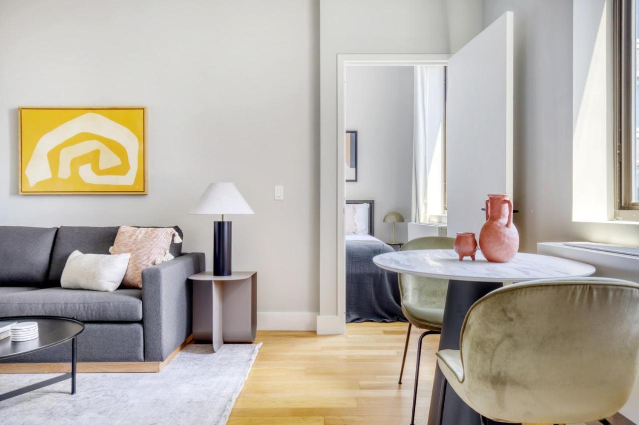 E Village 1br W Wd On Prime Corner Nyc-858 * New York