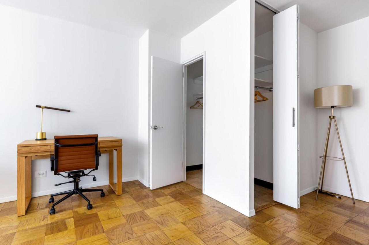 Midtown 1br W Gym Doorman Nr Park Nyc-510 Apartment *