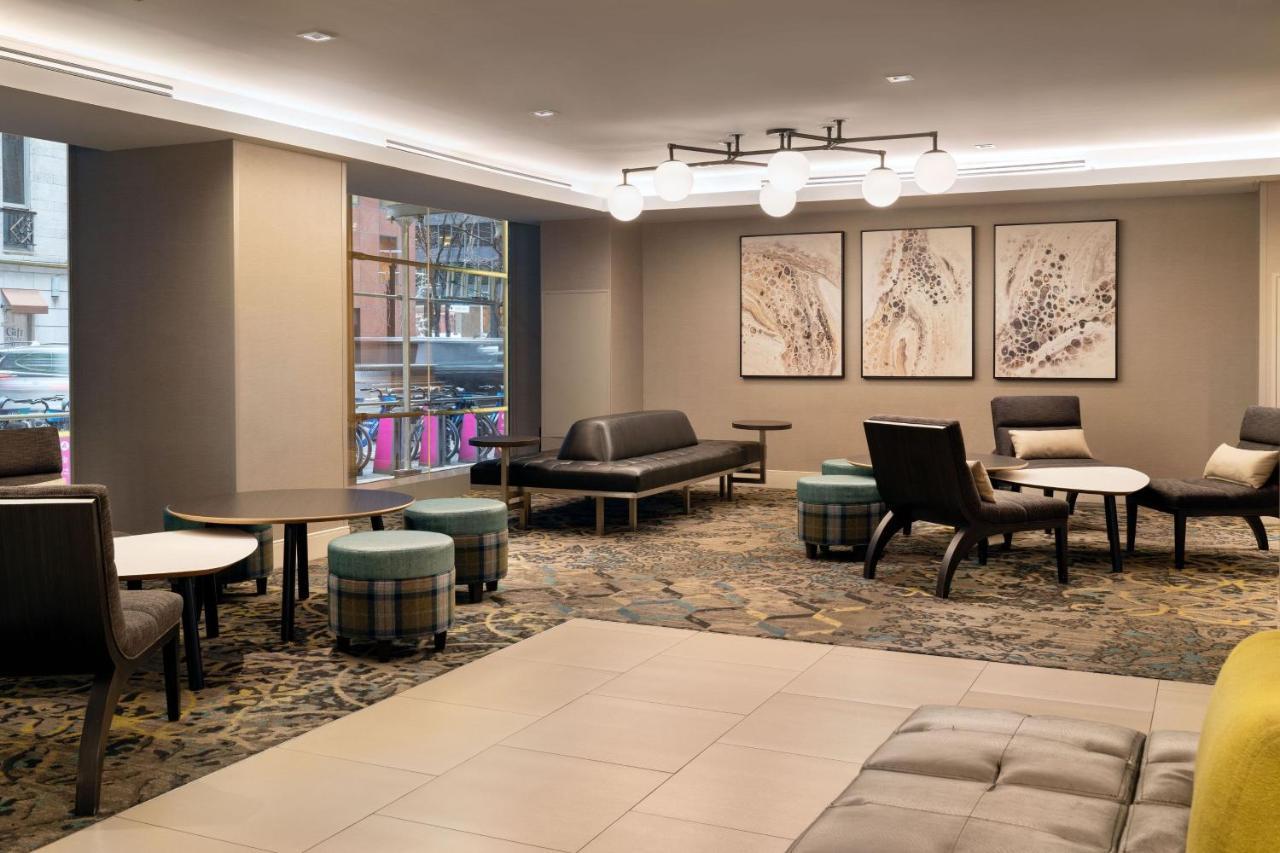 Hotel By Marriott Manhattan/ Midtown Eastside 4*