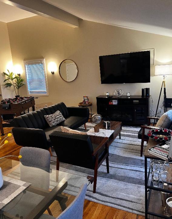 Chic Modern 2 Bed Apt Close To Jfk Appartement *