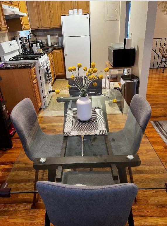 Chic Modern 2 Bed Apt Close To Jfk Appartement New York
