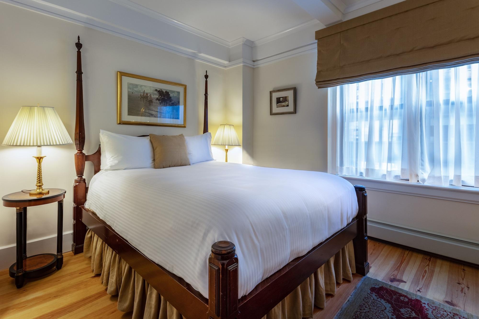 Roger Smith Hotel New York