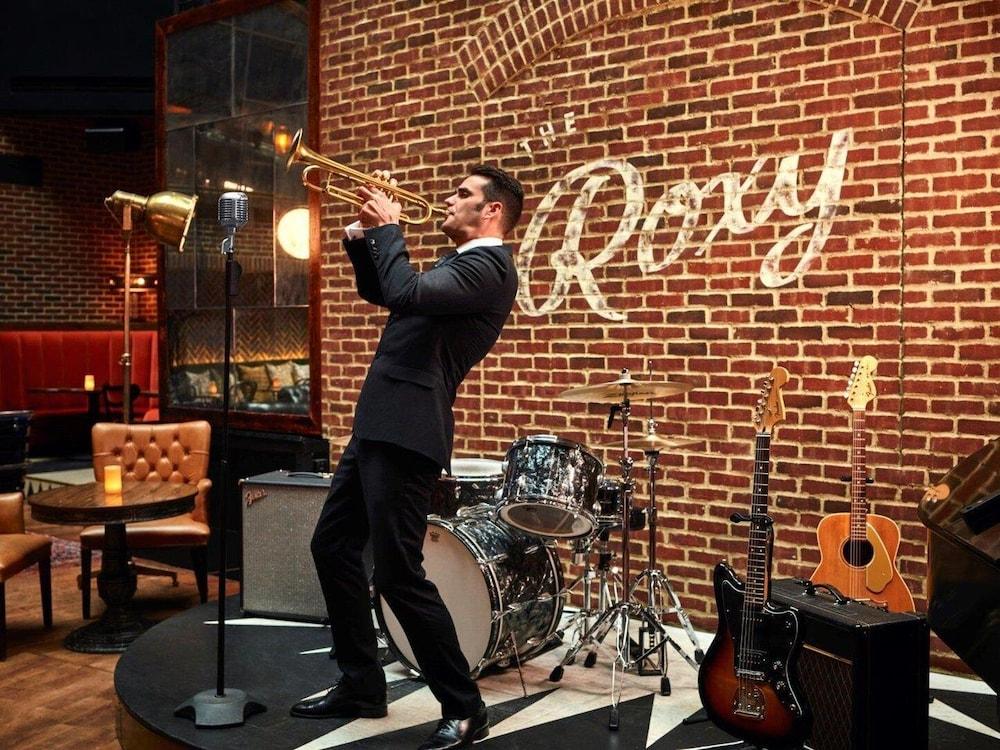 Roxy Hotel