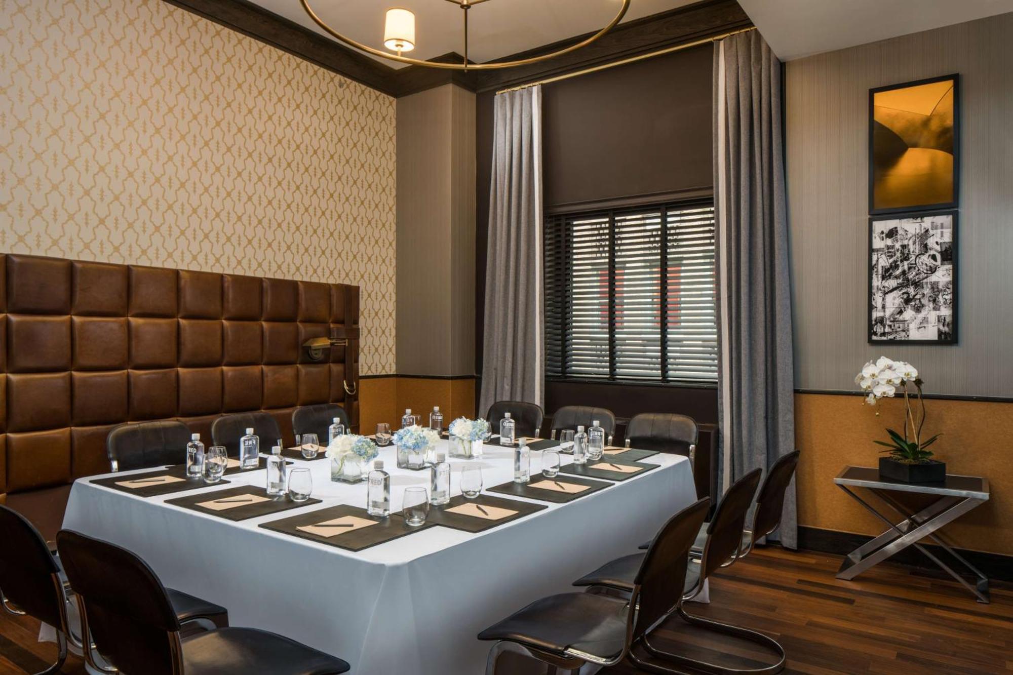 Gild Hall, A Thompson Hotel, By Hyatt Hotel New York